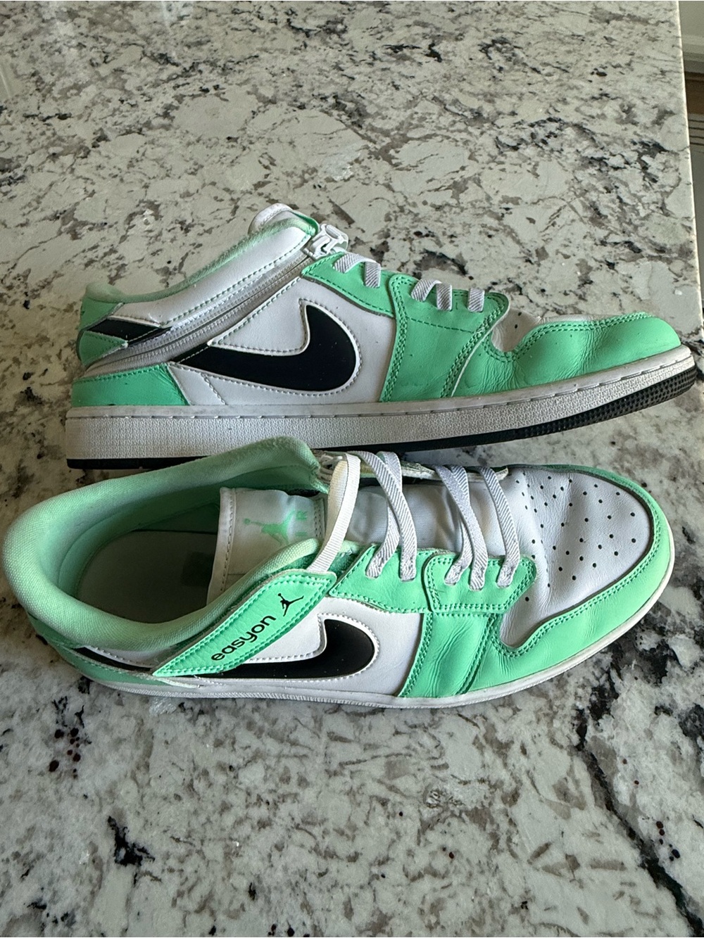 Nike Low-Top easy on Jordans in Mint Green, White & Black